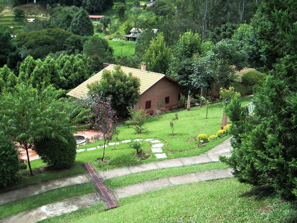 Pousada Quatro Estacoes Santo Antonio do Pinhal Exterior photo